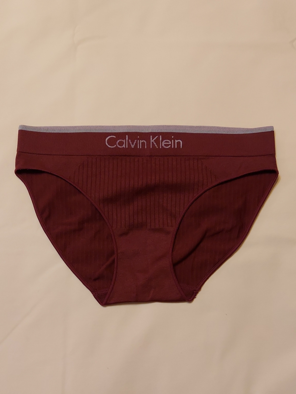 Calvin Klein Burgundy & Black Hipster Underwear Bundle - Picture 3 of 7
